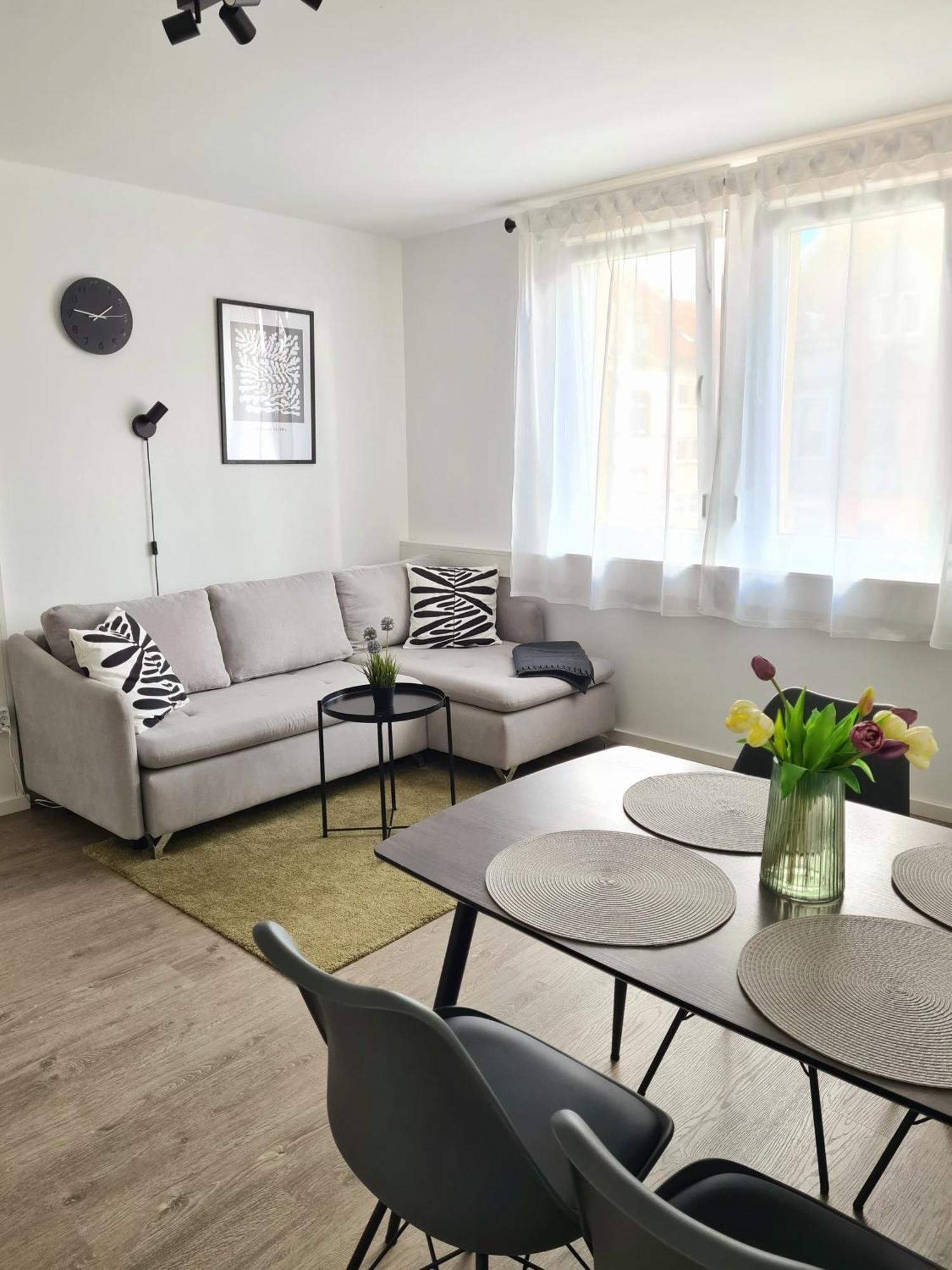 Modernes Zentrales Apartment Брухзаль Екстер'єр фото